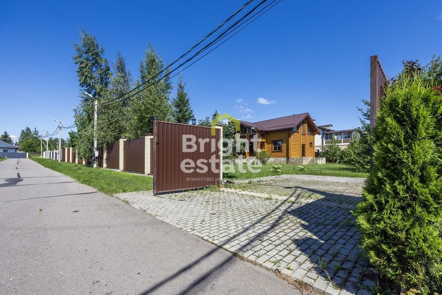 Купить трехэтажный загородный дом в коттеджном поселке Николо-Пятницкое. ID 23988