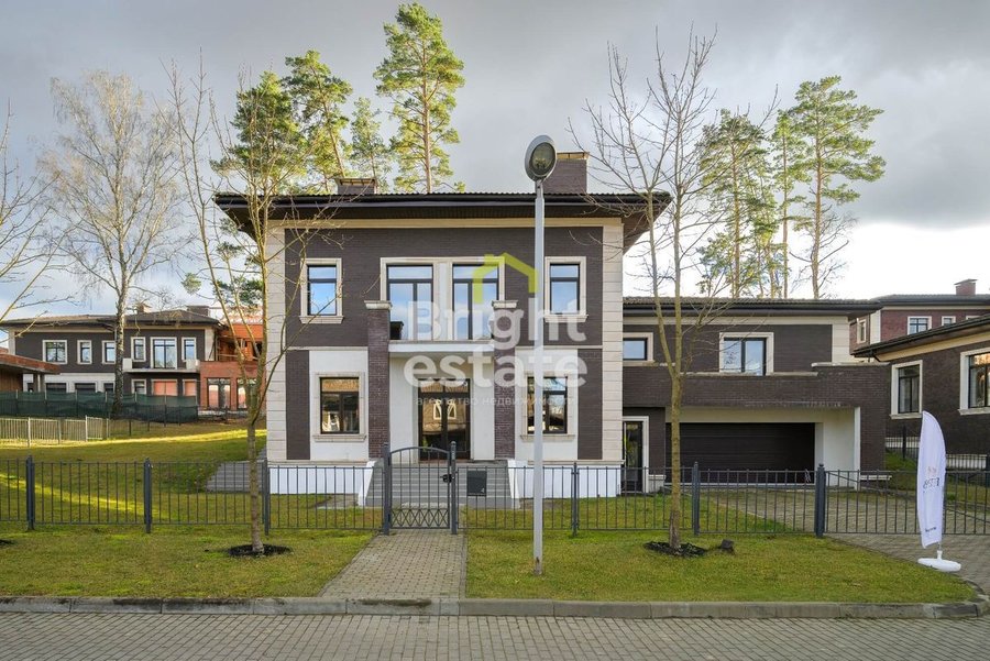 Купить дом без отделки в поселке Петрово-Дальнее. ID 6818