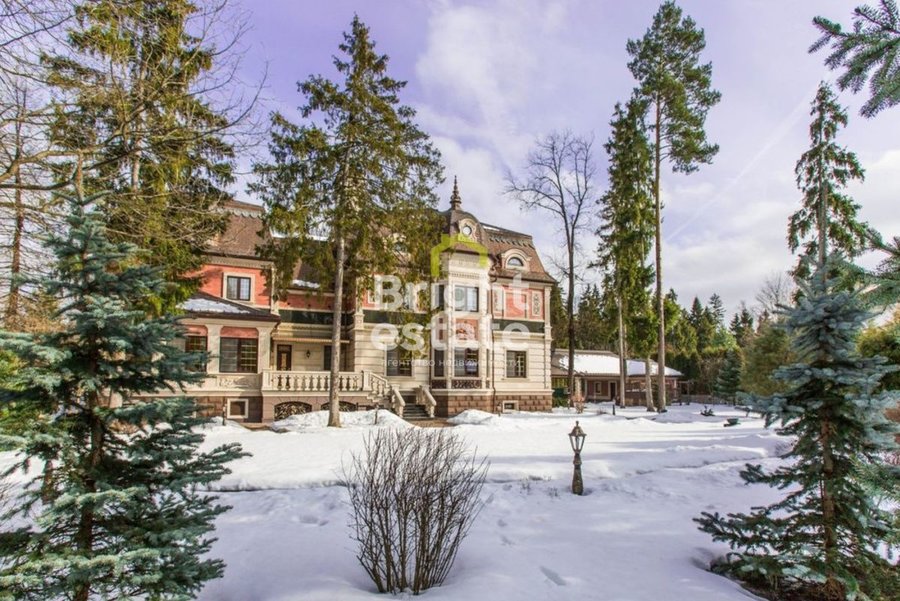 Продажа классического особняка 785 кв.м. в загородном поселке Николино. ID 9595