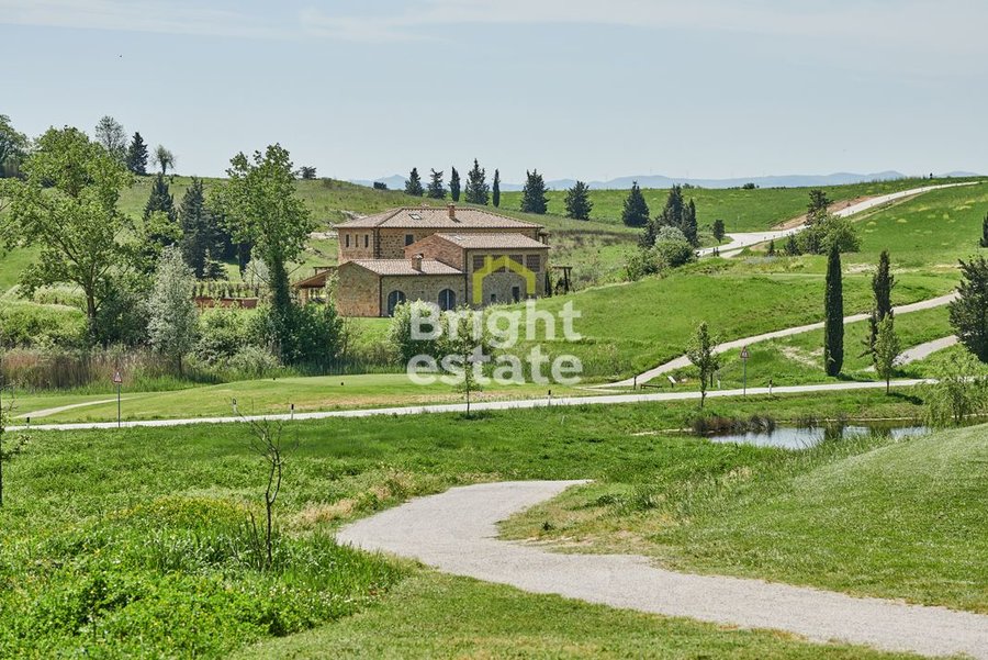 Купить виллу в Италии, Тоскана, Castelfalfi Resort. Лот №9826 Купить виллу в Италии, Тоскана, Castelfalfi Resort. ID 9826